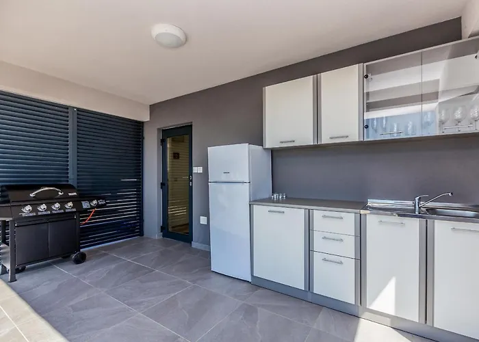 アパート Joy クルク